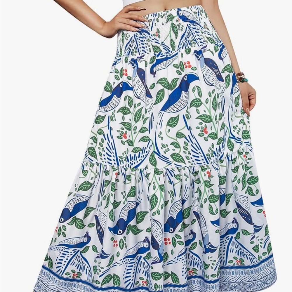 Women’s Blue and White Bird-Print Tiered Skirt